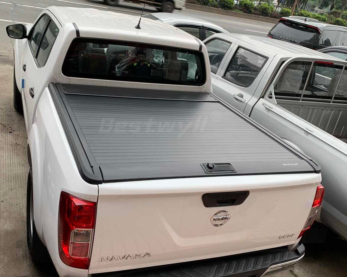 Manual Truck Bed Cover For 2015-2020 Nissan Navara(Np300), Double Cab(Thailand Version) Y08