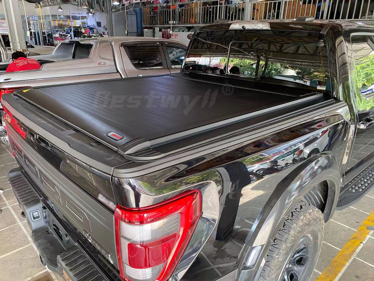 OEM Retractable Tonneau Cover and Accessories Manufacturer | Bestwyll